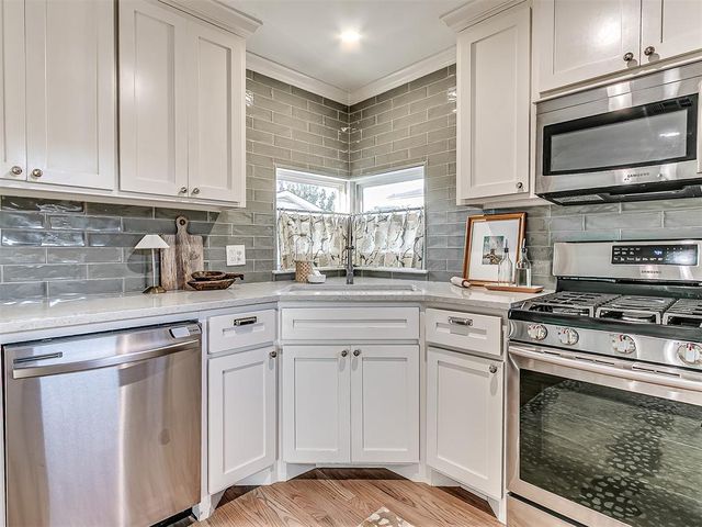 6204 N Ross Avenue, Oklahoma City, OK 73112