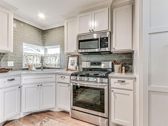 6204 N Ross Avenue, Oklahoma City, OK 73112