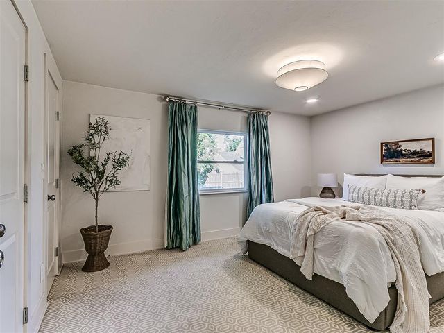 6204 N Ross Avenue, Oklahoma City, OK 73112