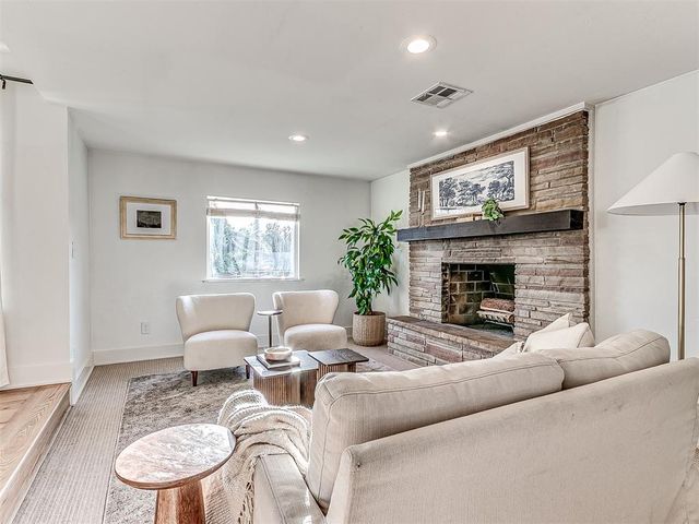 6204 N Ross Avenue, Oklahoma City, OK 73112