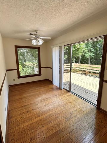 115 Nesbit Ferry Place, Atlanta, GA 30350