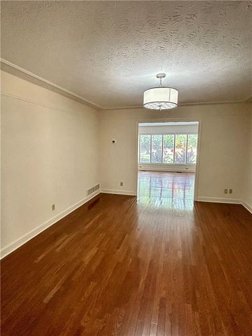 115 Nesbit Ferry Place, Atlanta, GA 30350
