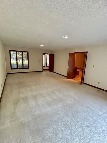 115 Nesbit Ferry Place, Atlanta, GA 30350
