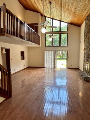 115 Nesbit Ferry Place, Atlanta, GA 30350