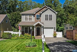 11 Ridge Place, Wayne, NJ 07470