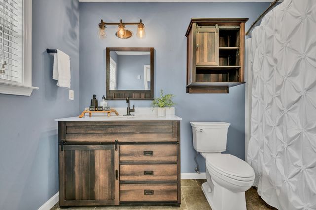 110 Marty Ln, White Bluff, TN 37187