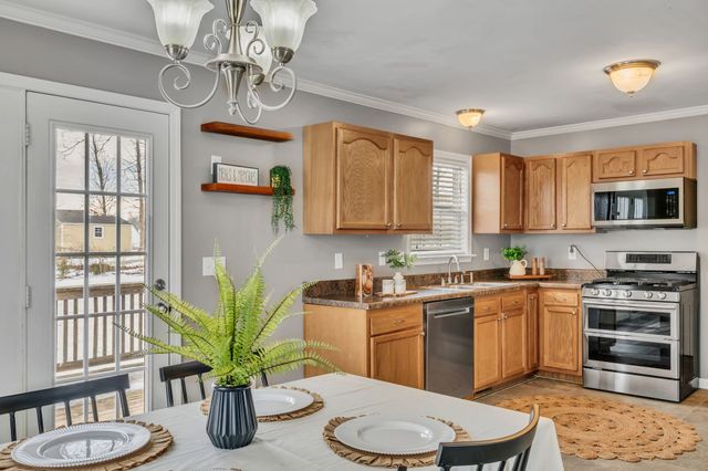 110 Marty Ln, White Bluff, TN 37187