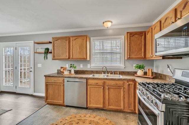 110 Marty Ln, White Bluff, TN 37187