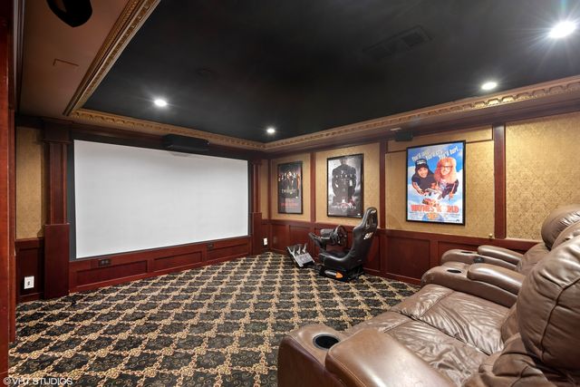 9435 Central Park Avenue, Evanston, IL 60203