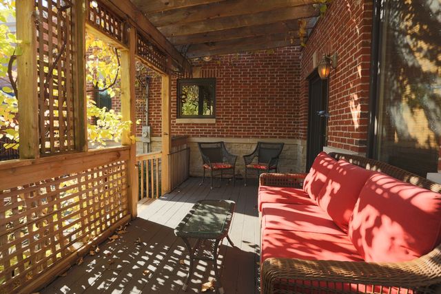 9435 Central Park Avenue, Evanston, IL 60203