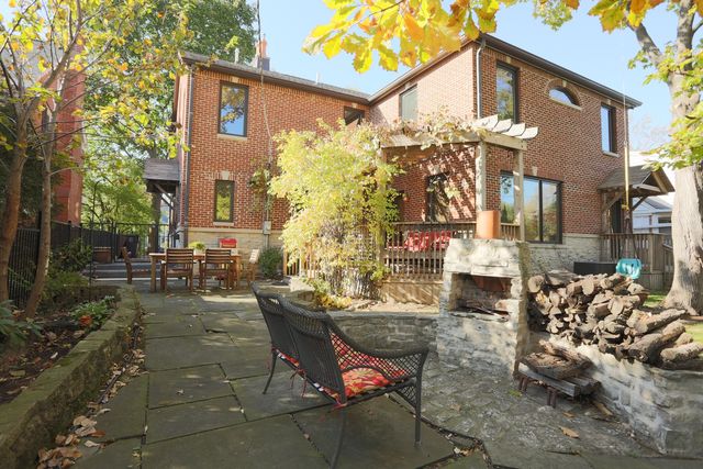 9435 Central Park Avenue, Evanston, IL 60203