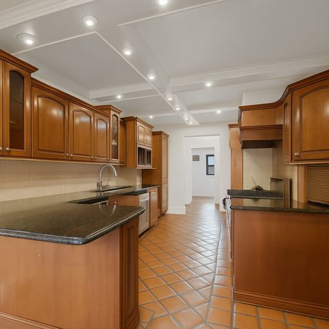 9435 Central Park Avenue, Evanston, IL 60203