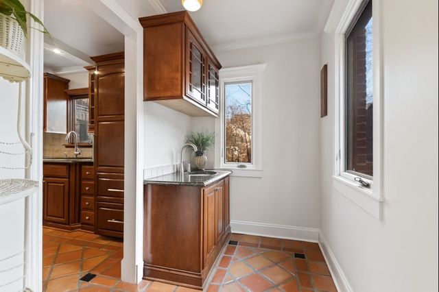 9435 Central Park Avenue, Evanston, IL 60203