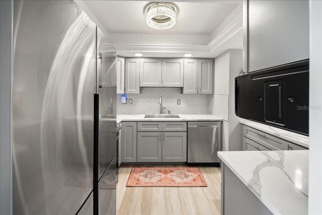 8750 MIDNIGHT PASS ROAD 501, Sarasota, FL 34242