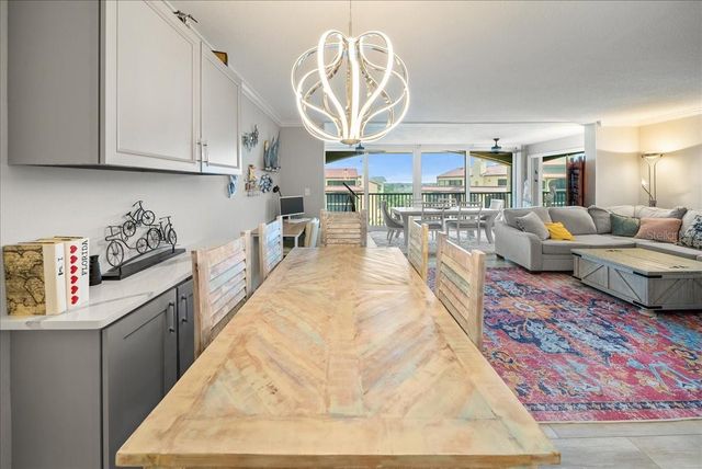 8750 MIDNIGHT PASS ROAD 501, Sarasota, FL 34242