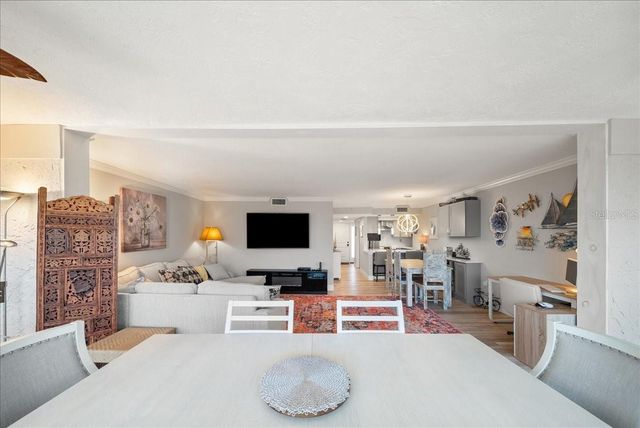 8750 MIDNIGHT PASS ROAD 501, Sarasota, FL 34242