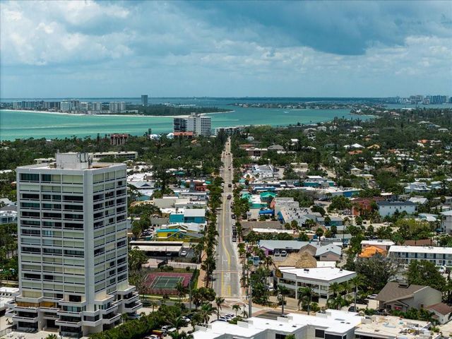 8750 MIDNIGHT PASS ROAD 501, Sarasota, FL 34242