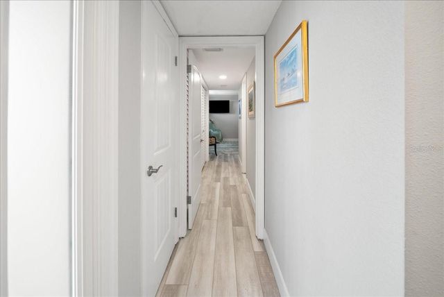 8750 MIDNIGHT PASS ROAD 501, Sarasota, FL 34242