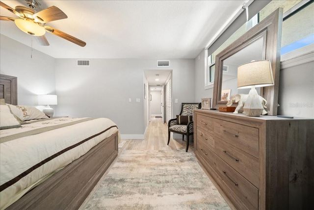 8750 MIDNIGHT PASS ROAD 501, Sarasota, FL 34242