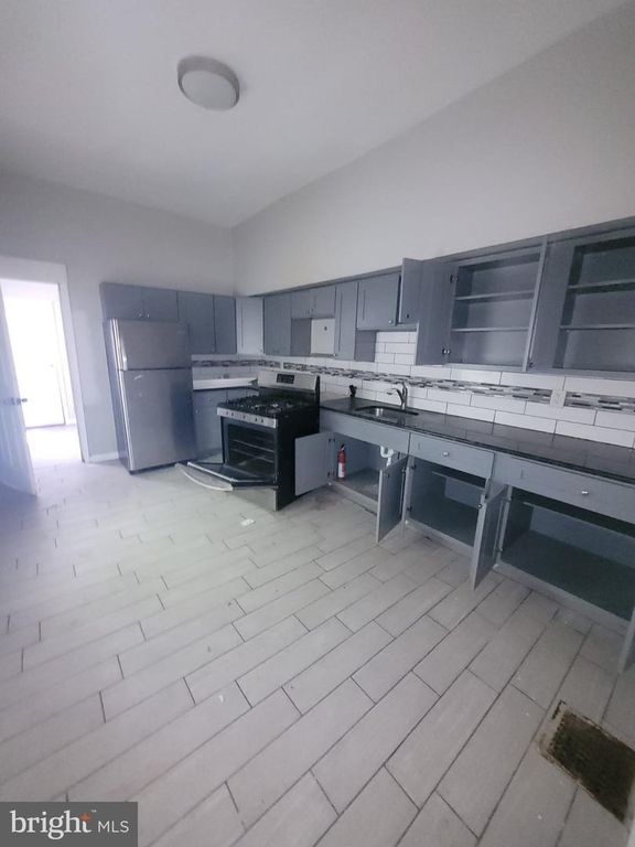 4147 CAMBRIDGE ST, Philadelphia, PA 19104 — photo 3