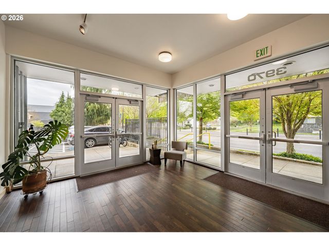 3970 N INTERSTATE Ave 403, Portland, OR 97227