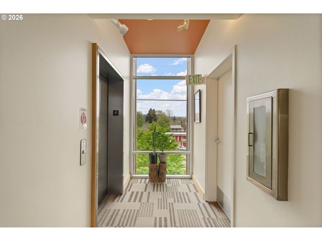 3970 N INTERSTATE Ave 403, Portland, OR 97227