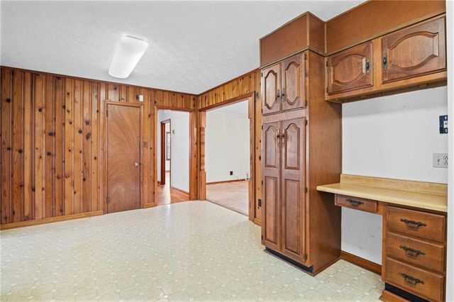 5760 Brenda Drive SW, Mableton, GA 30126