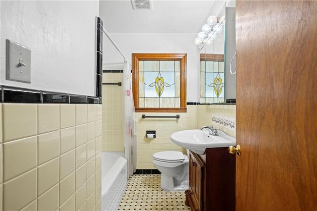 5760 Brenda Drive SW, Mableton, GA 30126