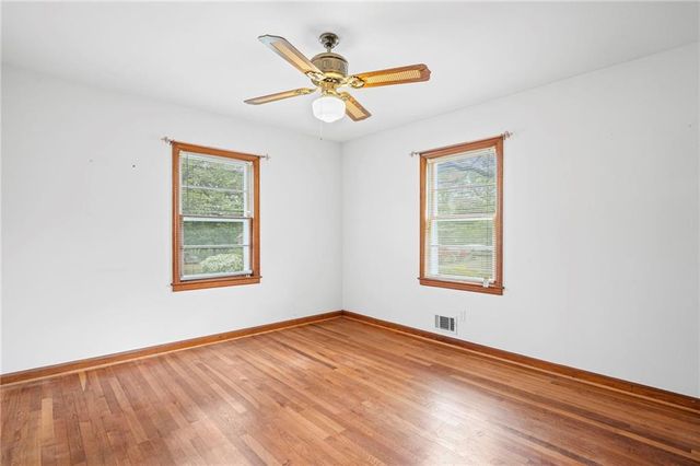 5760 Brenda Drive SW, Mableton, GA 30126