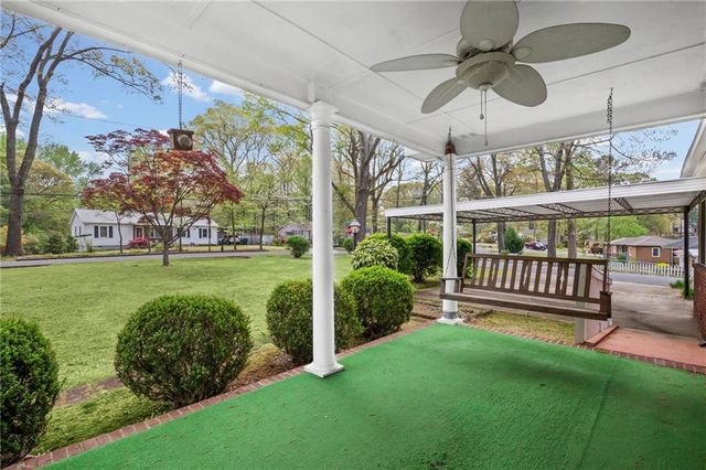 5760 Brenda Drive SW, Mableton, GA 30126