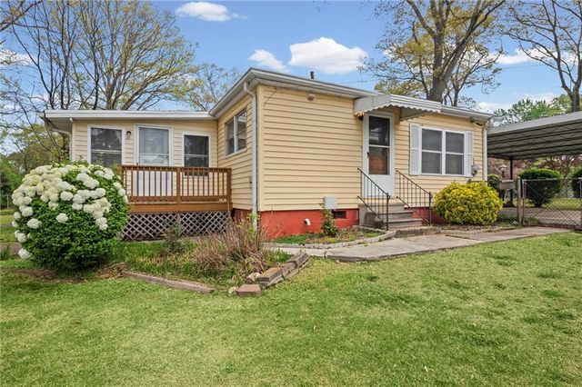 5760 Brenda Drive SW, Mableton, GA 30126