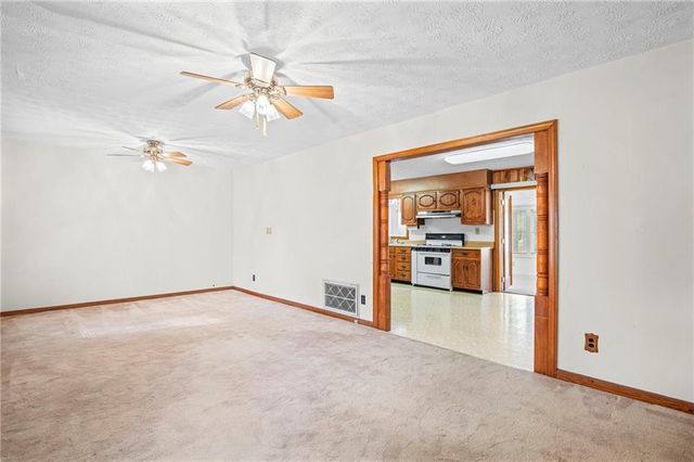 5760 Brenda Drive SW, Mableton, GA 30126