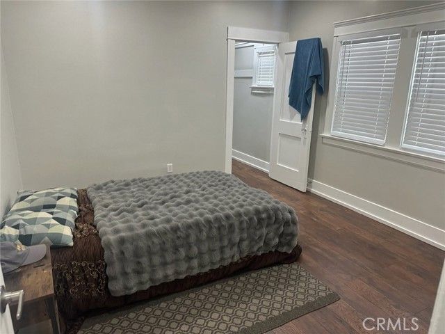 4041 Denker, Los Angeles, CA 90062