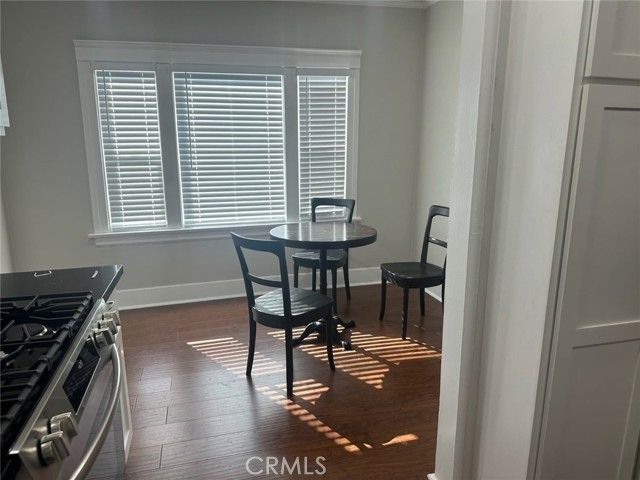 4041 Denker, Los Angeles, CA 90062