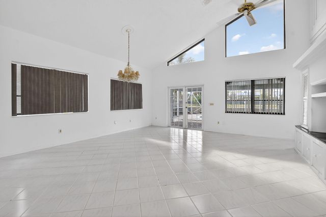 8706 Kimble Way, Boca Raton, FL 33433