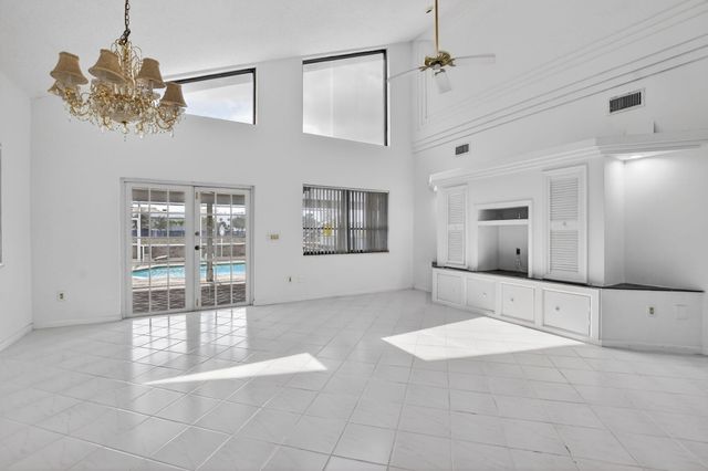 8706 Kimble Way, Boca Raton, FL 33433