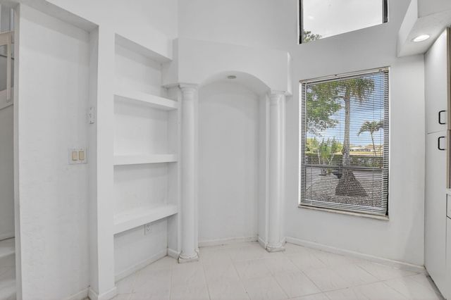 8706 Kimble Way, Boca Raton, FL 33433