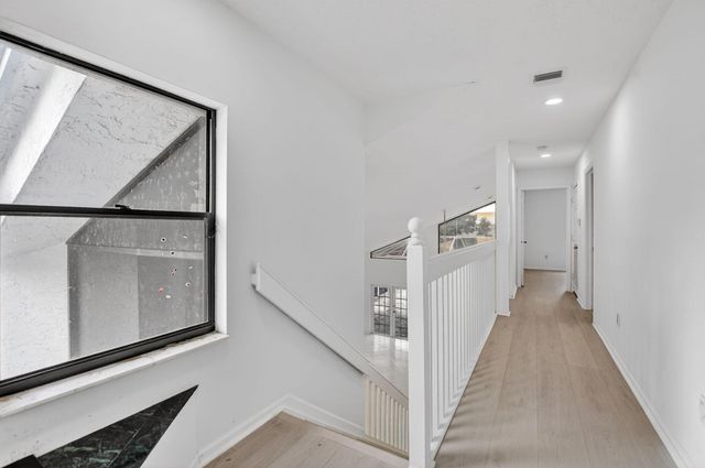 8706 Kimble Way, Boca Raton, FL 33433