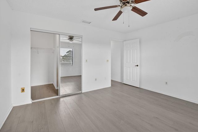 8706 Kimble Way, Boca Raton, FL 33433