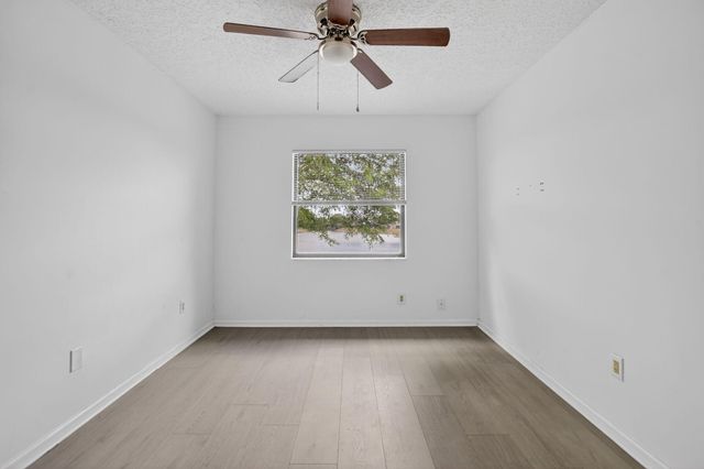 8706 Kimble Way, Boca Raton, FL 33433