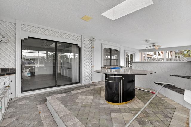 8706 Kimble Way, Boca Raton, FL 33433