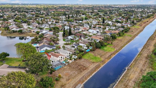 8706 Kimble Way, Boca Raton, FL 33433