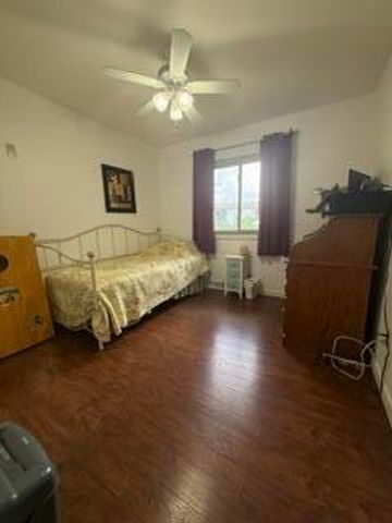 2309 Four Seasons Pkwy, Crown Point, IN 46307