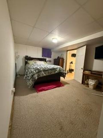 2309 Four Seasons Pkwy, Crown Point, IN 46307