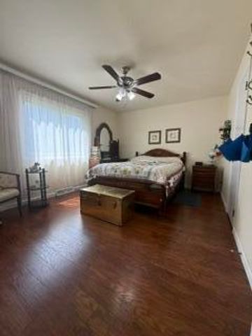 2309 Four Seasons Pkwy, Crown Point, IN 46307