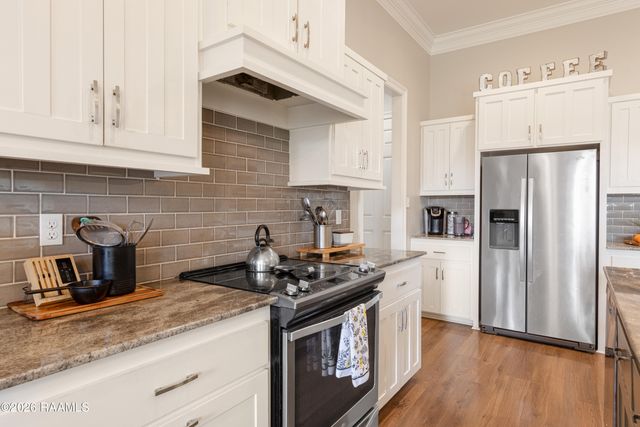 300 Sleepy Brook Road, Lafayette, LA 70508