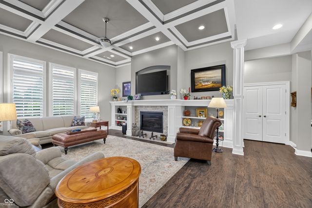 2114 Renegade Court, Carmel, IN 46032