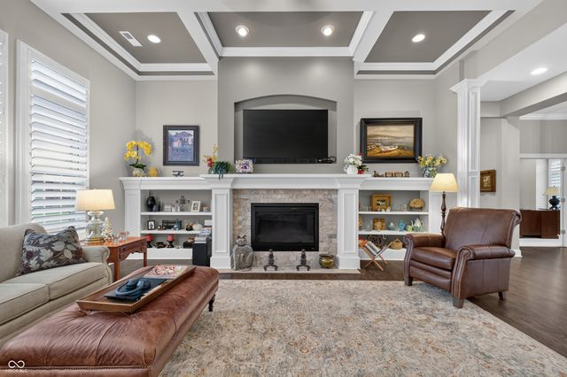 2114 Renegade Court, Carmel, IN 46032