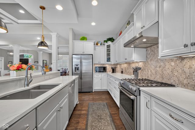 2114 Renegade Court, Carmel, IN 46032
