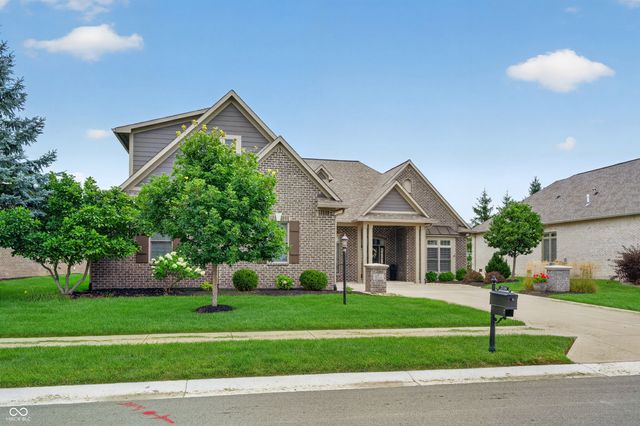 2114 Renegade Court, Carmel, IN 46032